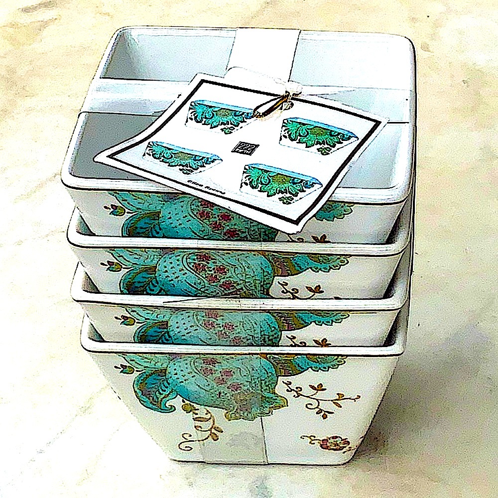 222 FIFTH ELIZA-SPRING TURQUOISE APPETIZER BOWL PORCELAIN SET OF 4 GOLD RIM NEW
